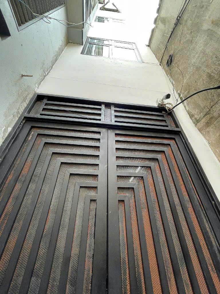 NGUYỄN NGỌC VŨ CCMN 5 tầng thang máy 11 Phòng khép kín FULL nội thất GPXD, PCCC, Thoát hiểm đầy đủ 48m MT 4,3m giá chào chỉ 9,1 tỷ  