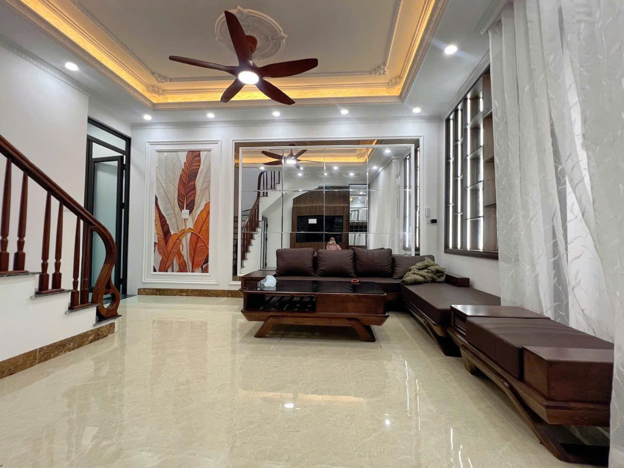 CẦU GIẤY – SIÊU PHẨM NHÀ MỚI XÂY  6 TẦNG –FULL NỘI THẤT 34m MT 5m giá chào chỉ 8,5 tỷ  