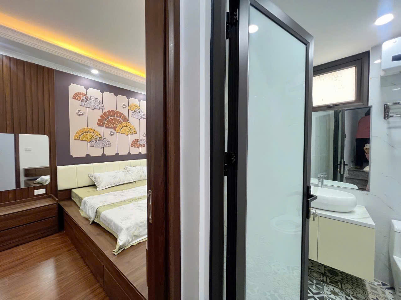 CẦU GIẤY – SIÊU PHẨM NHÀ MỚI XÂY  6 TẦNG –FULL NỘI THẤT 34m MT 5m giá chào chỉ 8,5 tỷ  