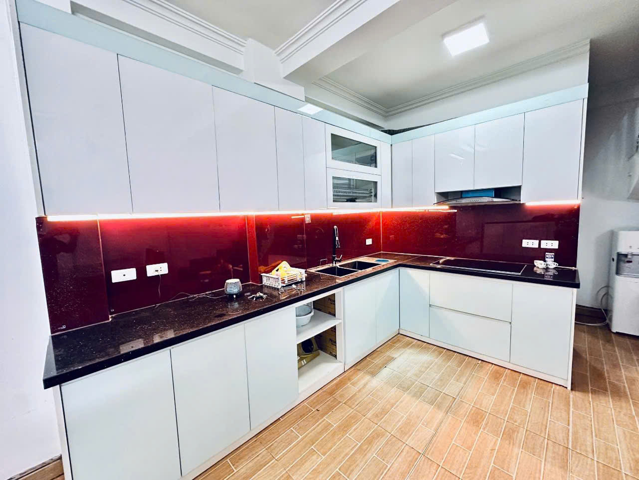 KHƯƠNG ĐÌNH – SIÊU PHẨM NHÀ MỚI XÂY  5 TẦNG –FULL NỘI THẤT 36m MT 4,3m giá chào chỉ 7,65 tỷ