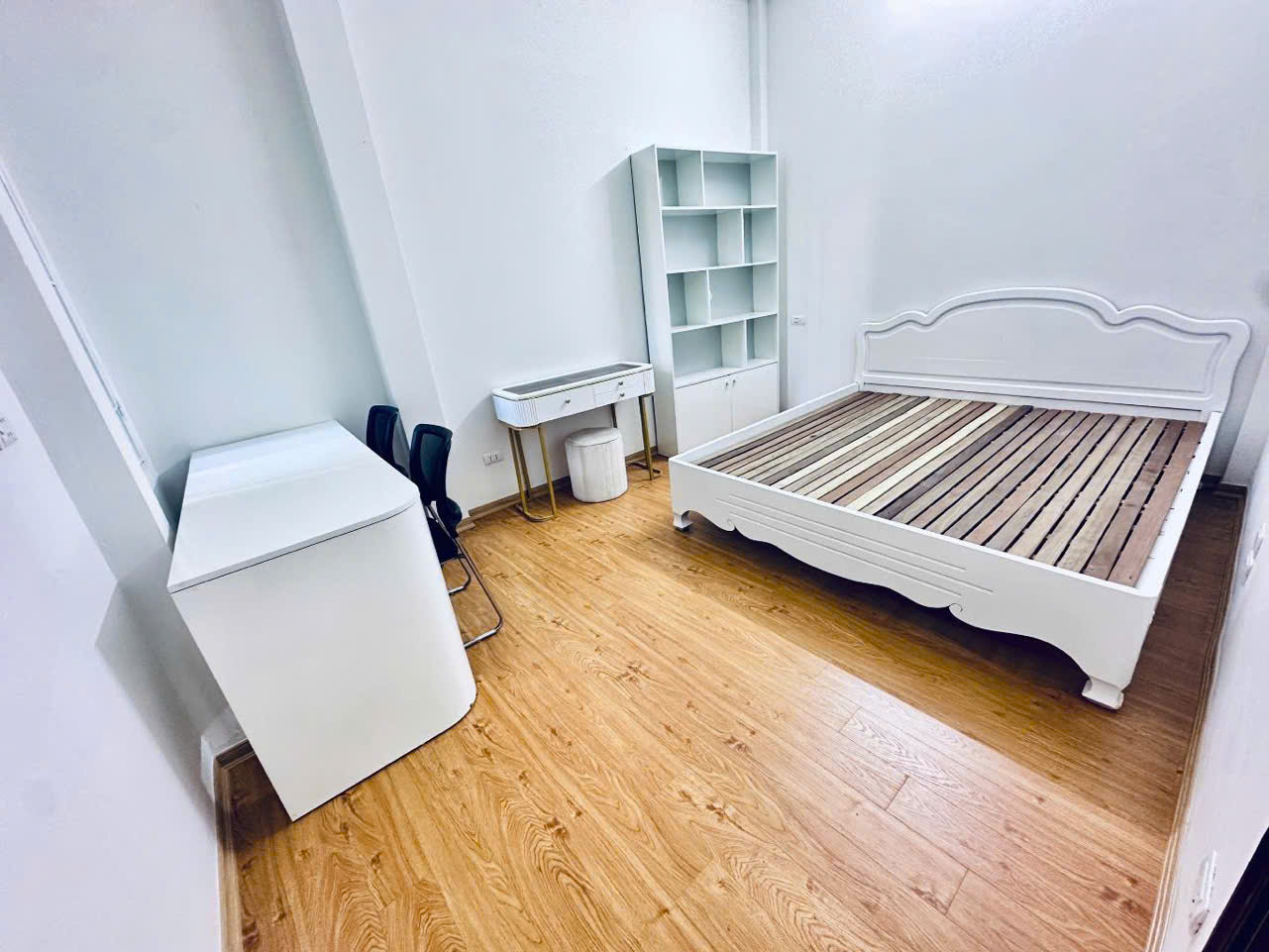 KHƯƠNG ĐÌNH – SIÊU PHẨM NHÀ MỚI XÂY  5 TẦNG –FULL NỘI THẤT 36m MT 4,3m giá chào chỉ 7,65 tỷ