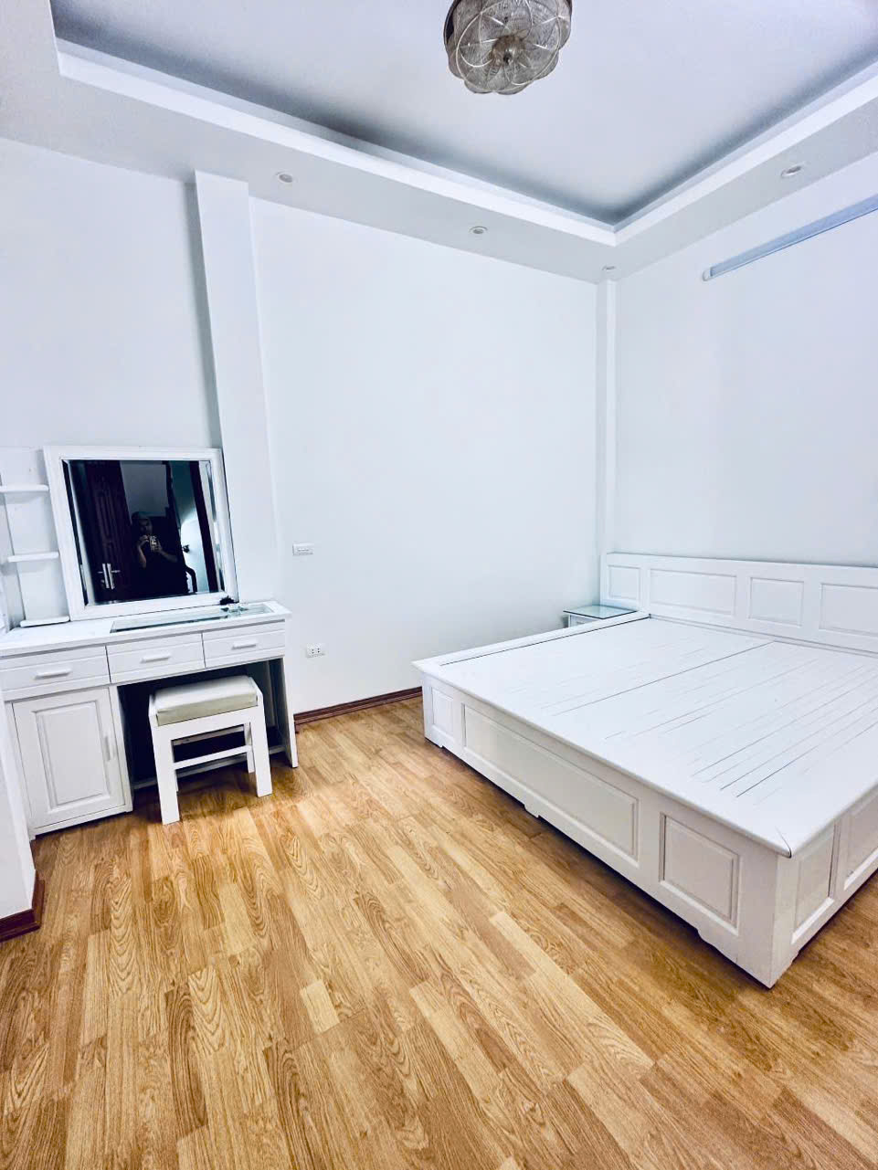 KHƯƠNG ĐÌNH – SIÊU PHẨM NHÀ MỚI XÂY  5 TẦNG –FULL NỘI THẤT 36m MT 4,3m giá chào chỉ 7,65 tỷ
