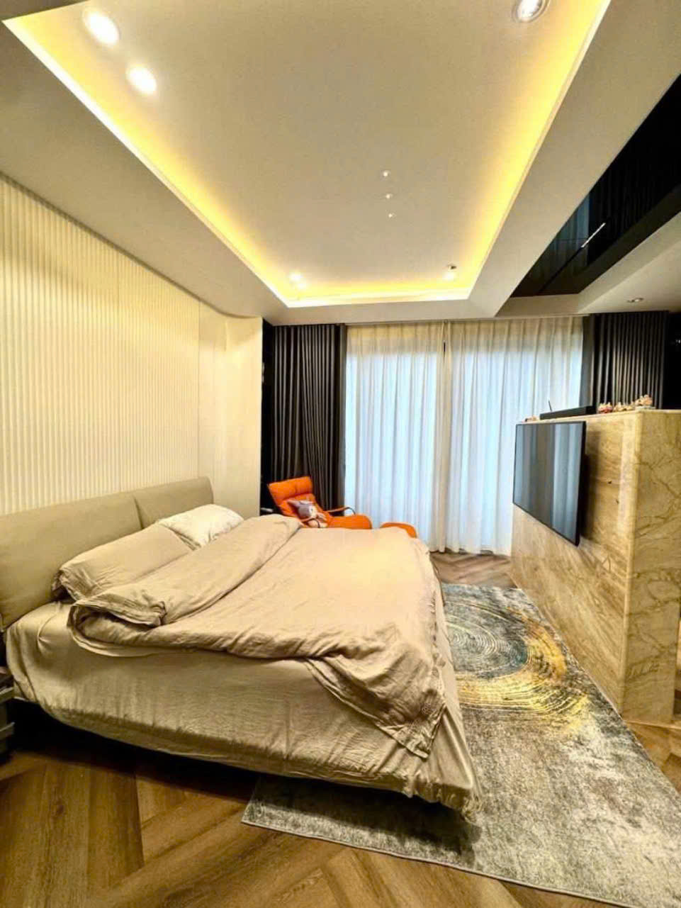 NGỌC LÂM – SIÊU PHẨM NHÀ ĐẸP  6 TẦNG THANG MÁY – Ô TÔ VÀO NHÀ - FULL NỘI THẤT 52m MT 6m giá chào chỉ 18 tỷ  
