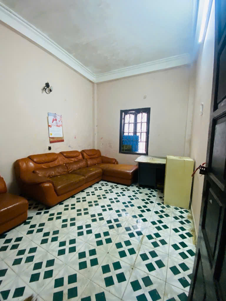 BÙI XƯƠNG TRẠCH 68m 4 TẦNG ba gác đỗ cửa  giá chỉ 9,5 tỷ