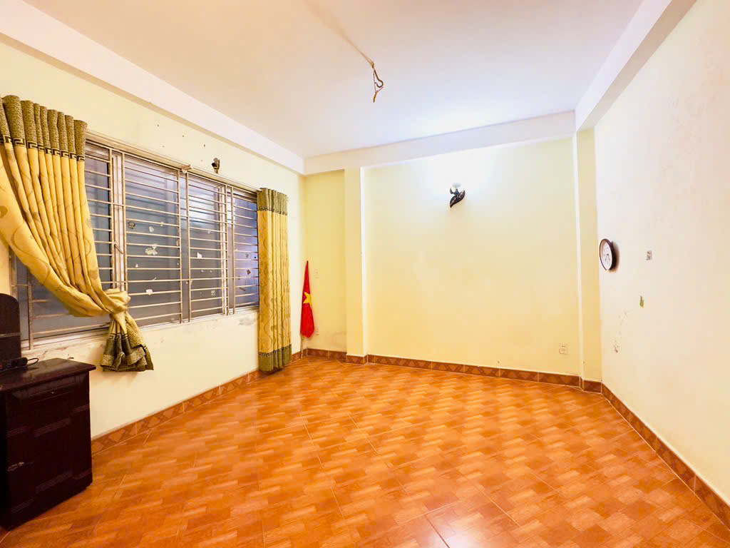 VŨ TÔNG PHAN 31m 5 TẦNG MT4,5m giá chỉ 6,95 tỷ