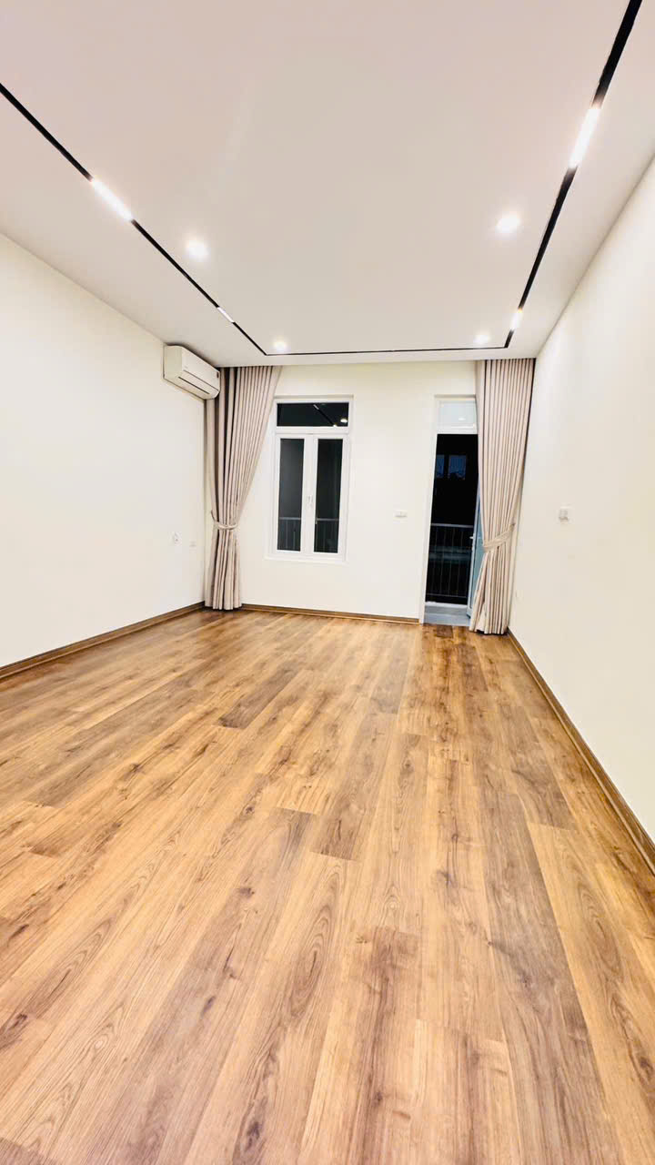 KHƯƠNG HẠ 40m 5 TẦNG MT3,8m giá chỉ 8,75 tỷ Nhà mới FULL nội thất