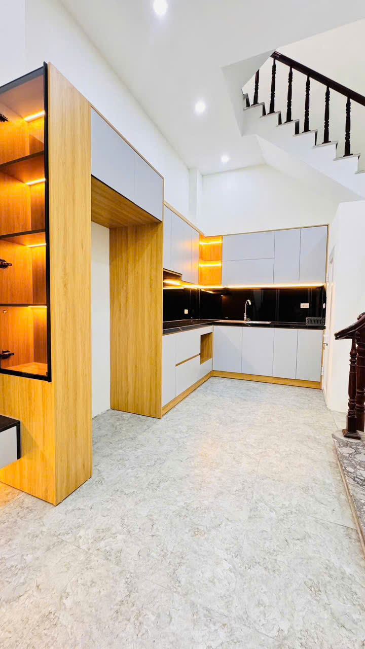 KHƯƠNG HẠ 40m 5 TẦNG MT3,8m giá chỉ 8,75 tỷ Nhà mới FULL nội thất