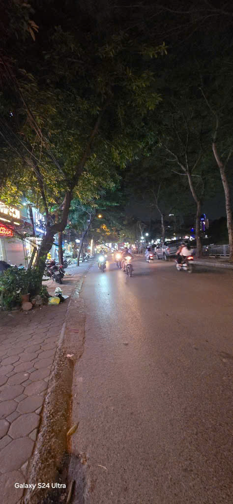 KHƯƠNG TRUNG 48m 10m ra phố giá chỉ 8tỷ