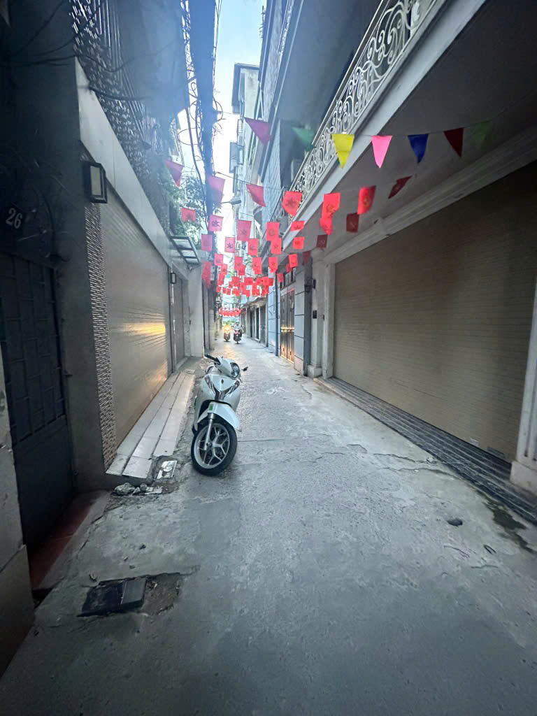 HOÀNG VĂN THÁI 51m bán đất tặng nhà 3 tầng cũ, ô tô đậu cửa chỉ 7,2tỷ