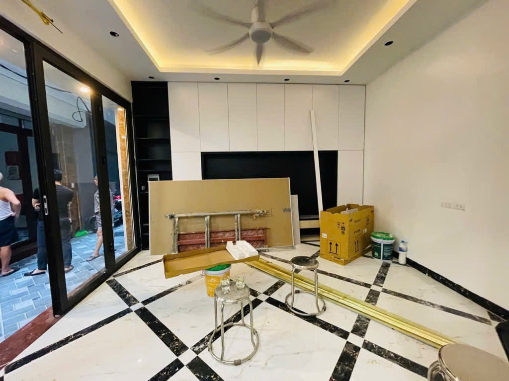 BÙI XƯƠNG TRẠCH 33m 5 TẦNG MT 6,2m giá chỉ 7,1 tỷ Nhà mới FULL nội thất