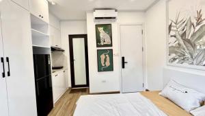 MINH KHAI CCMN 6 tầng 15 Phòng khép kín Thang máy FULL nội thất GPXD, PCCC đầy đủ 42m giá chào nhỉnh 10 tỷ