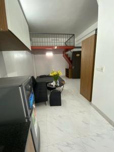 THANH XUÂN – CHÍNH KINH 80m 8 tầng 13 phòng ngõ 3 gác Chỉ 17 tỷ