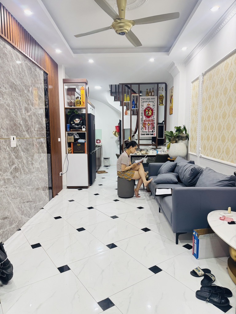 Bán nhà Tân Triều -Triều Khúc 30m2 5 tầng 3 ngủ 50m ra đường ô tô đi Nguyễn Xiển