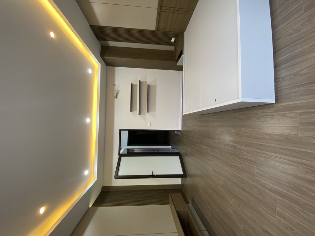 Bán nhà Thanh Xuâm 6 tầng thang máy 50m2 ô tô vào nhà 16.7 tỷ