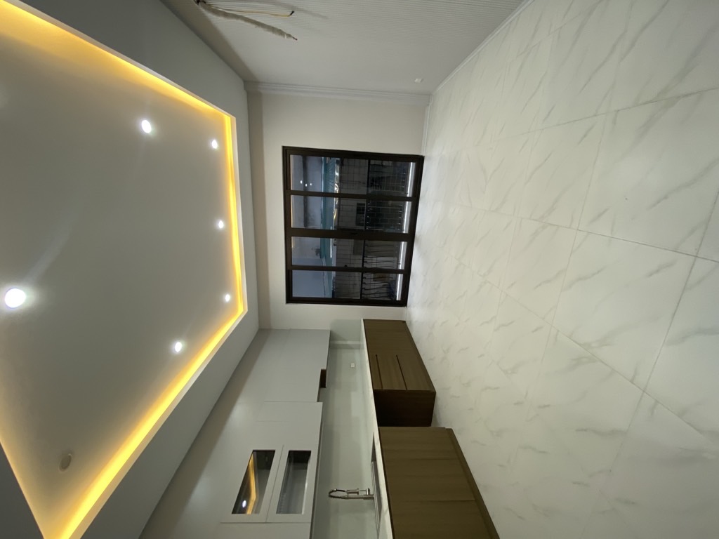 Bán nhà Thanh Xuâm 6 tầng thang máy 50m2 ô tô vào nhà 16.7 tỷ