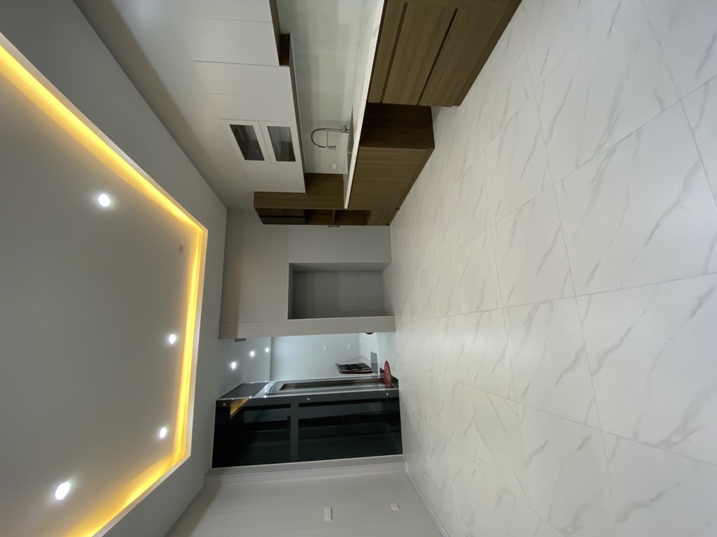 Bán nhà Thanh Xuâm 6 tầng thang máy 50m2 ô tô vào nhà 16.7 tỷ