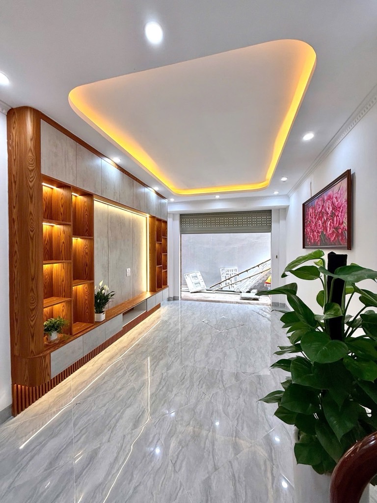 Nhà đẹp phố định công 6 tầng nhỉnh 8 tỷ Alo em Ngọc 0962675686