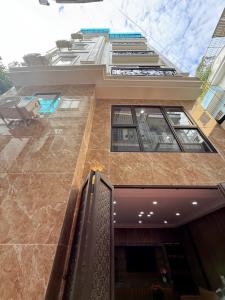 HÀ ĐẸP HOÀNG MAI 6 tầng nhỉnh 10 tỷ chỉ xách vali về ở ngay