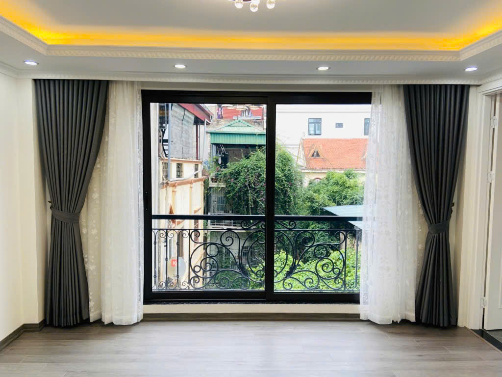 MẶT TIỀN KHỦNG – 6 TẦNG THANG MÁY – GẦN Ô TÔ – THÁI HÀ, ĐỐNG ĐA
