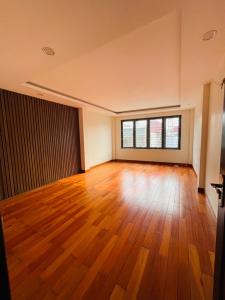 bán nhà nguyễn an ninh , nhà mới dân chí cao ở sướng