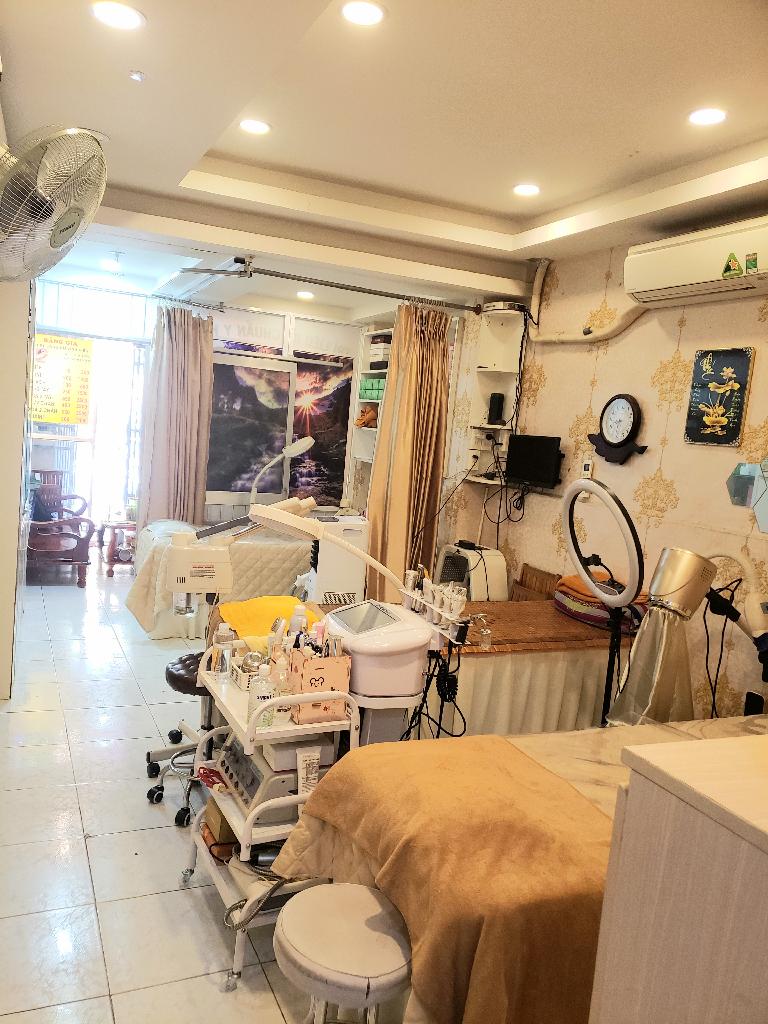 Mặt Tiền 12M - Lê Niệm - Kinh doanh sầm uất - DT 57m2- Nở hậu tài lộc