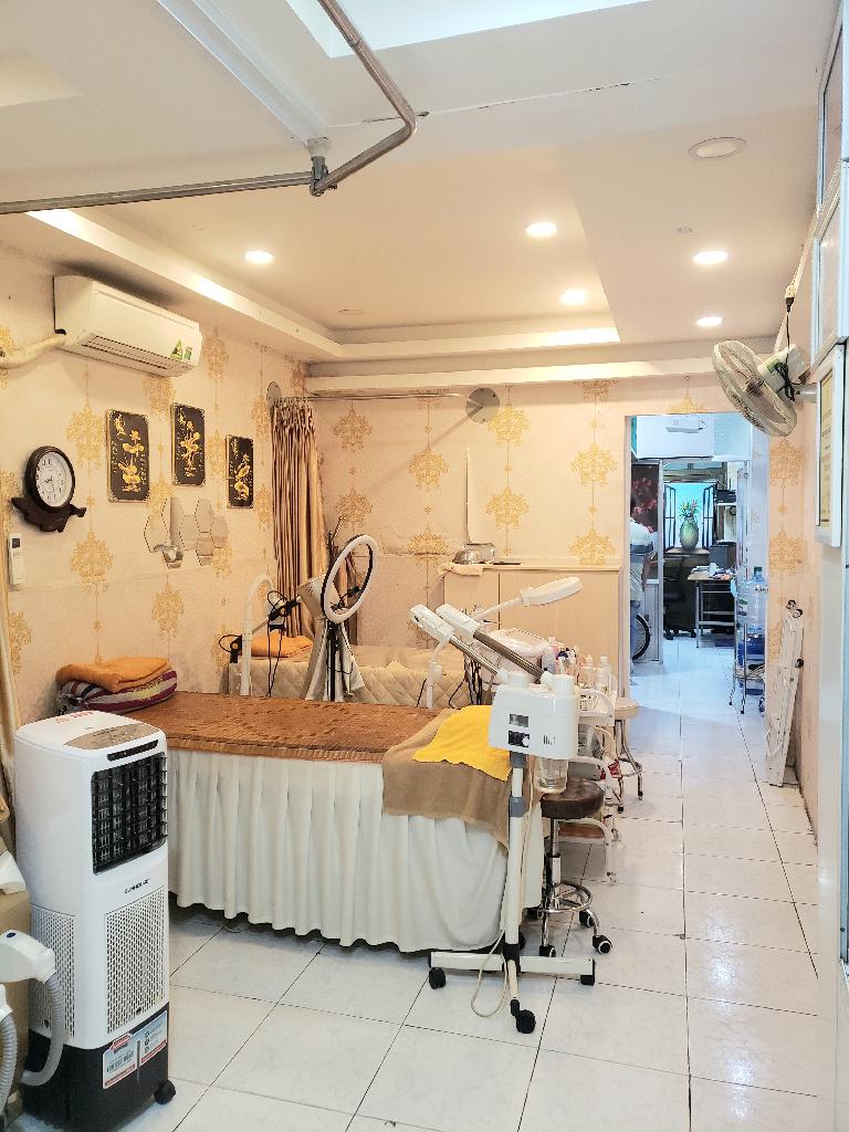Mặt Tiền 12M - Lê Niệm - Kinh doanh sầm uất - DT 57m2- Nở hậu tài lộc
