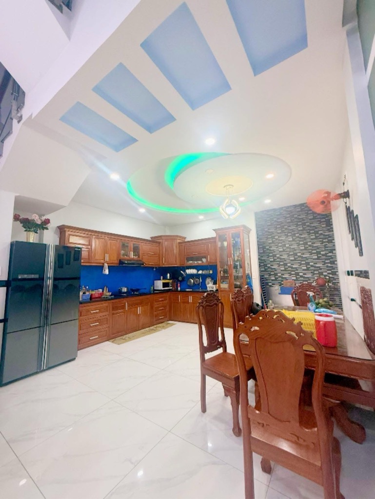 Kế bên Aeon Tân Phú- Tân Kỳ Tân Quý- DT 100m2 (55x20m)- Hẻm xe hơi đỗ cửa
