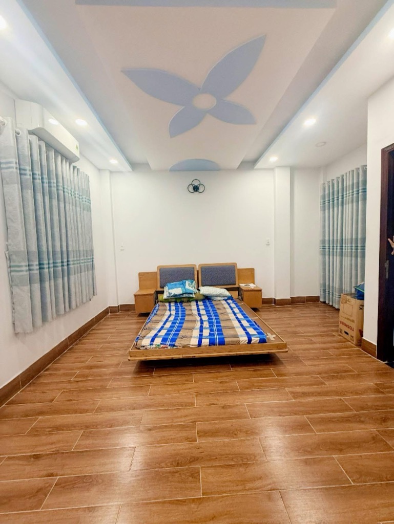 Kế bên Aeon Tân Phú- Tân Kỳ Tân Quý- DT 100m2 (55x20m)- Hẻm xe hơi đỗ cửa