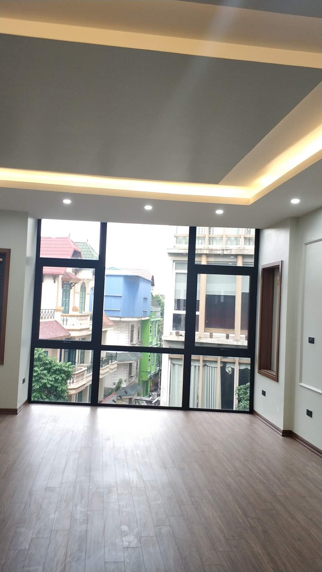 Cần bán gấp nhà phố Kim Đồng, nhà mới đẹp, 2 mặt thoáng, thang máy 56m2 giá 11,6 tỷ.