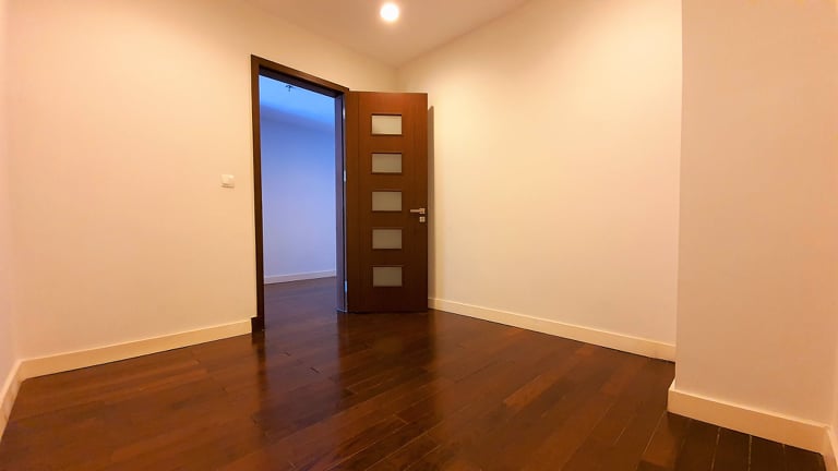Cho thuê căn hộ chung cư cao cấp tầng 24 Lancaster Núi Trúc 3PN, Nội thất cơ bản. LH 0964460832